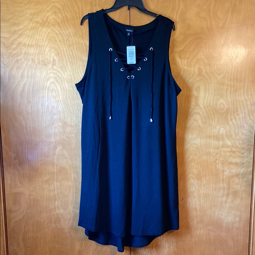 Black Sleeveless Lace-Up Dress. Size 3 (3XL)